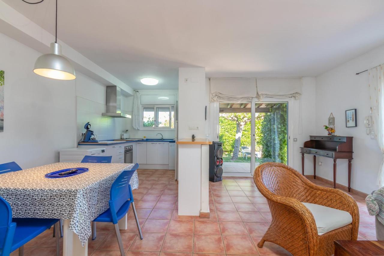 Villa Verde Piscina Pirvada Y Wifi L' Escala Εξωτερικό φωτογραφία
